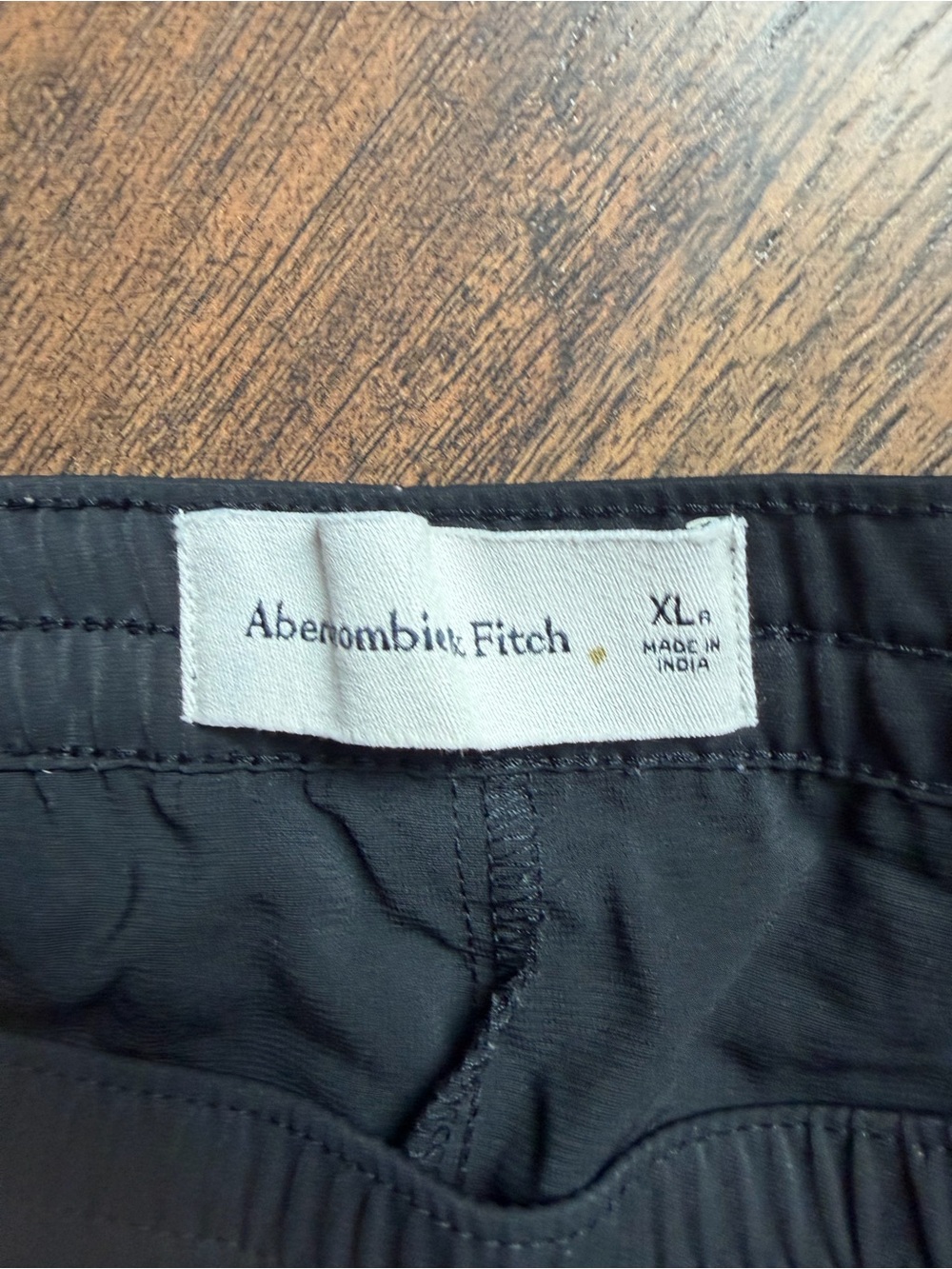 Abercrombie and Fitch pull on trousers - Picture 2 of 3